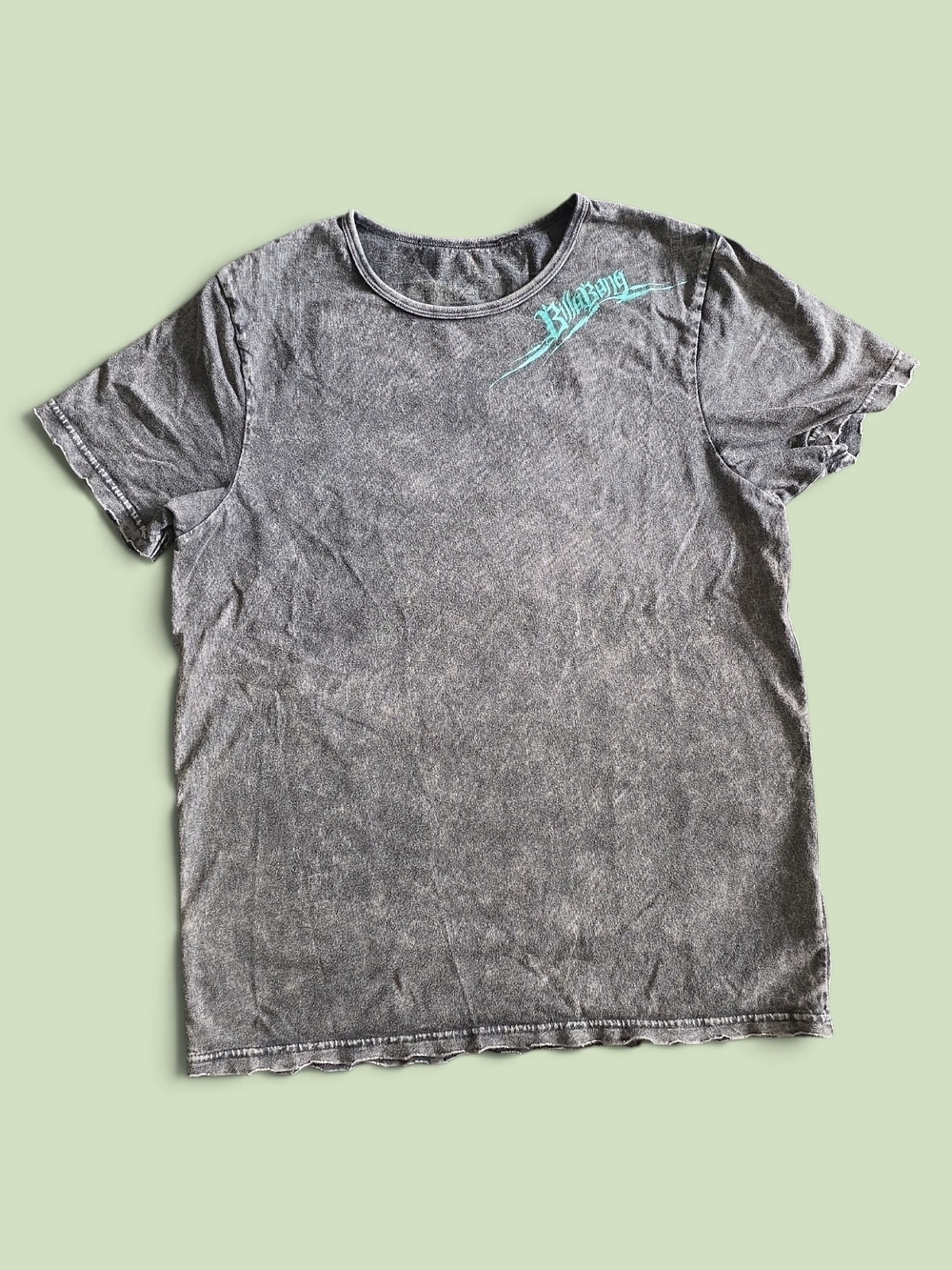 Billabong Y2K Rockwash Series Acid Wash Teal Winged Skull Graphic Tee Size M